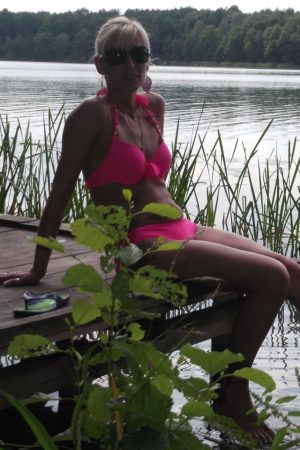 Michèle, 62 ans, naturiste et barbecue Michèle - rencontre-Cougar-Chambéry