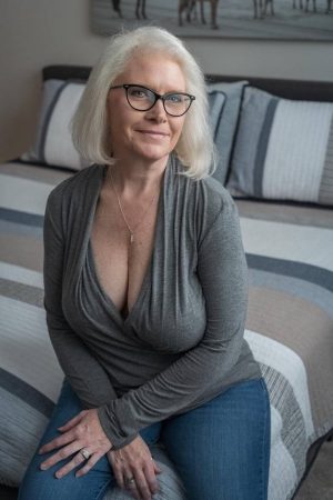 Léa - rencontre-Cougar-Toulon