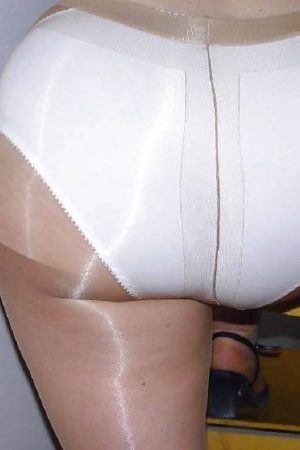 Chloé - rencontre-Naturiste-Grenoble