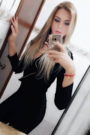 Emma - rencontre-Teen-Montpellier